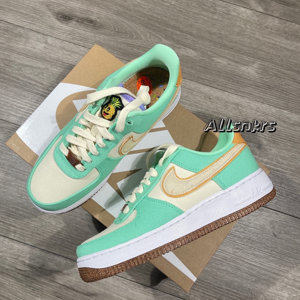 Nike Air Force 1 Womenโs Pineapple ๐ - Picture 2 of 9